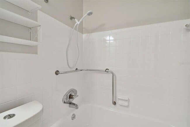 Building Photo - 2433 Brazilia Dr