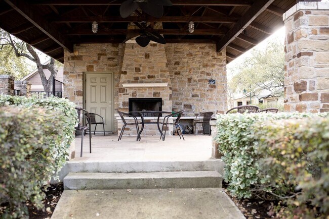 Building Photo - 13604 Caldwell Dr