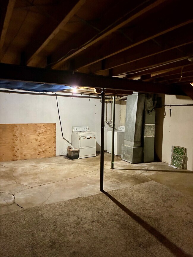 Building Photo - 3035 E Fountain Blvd