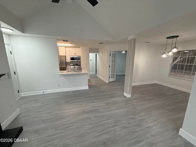 Building Photo - 615 Richland Ct