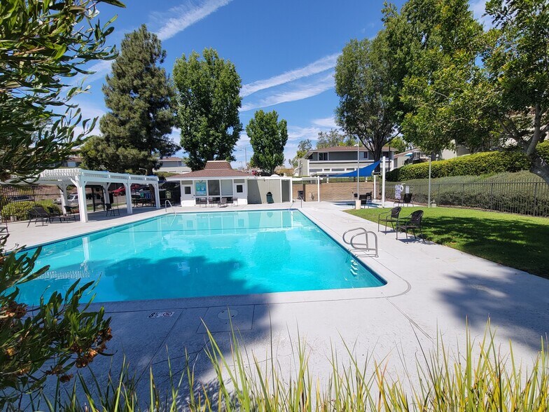 Community Pool - 23065 Via Pimiento