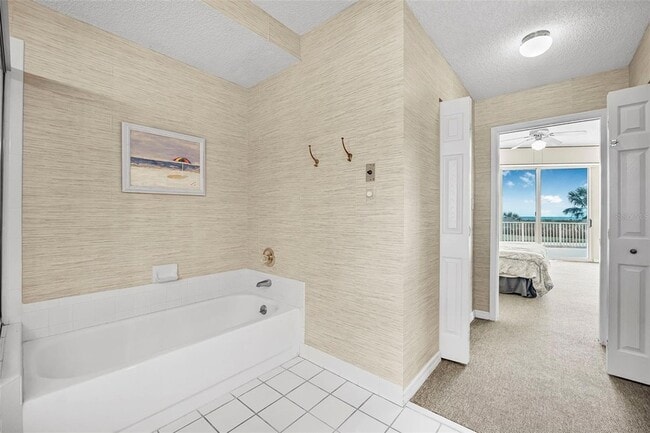 Building Photo - 104 Surfview Dr