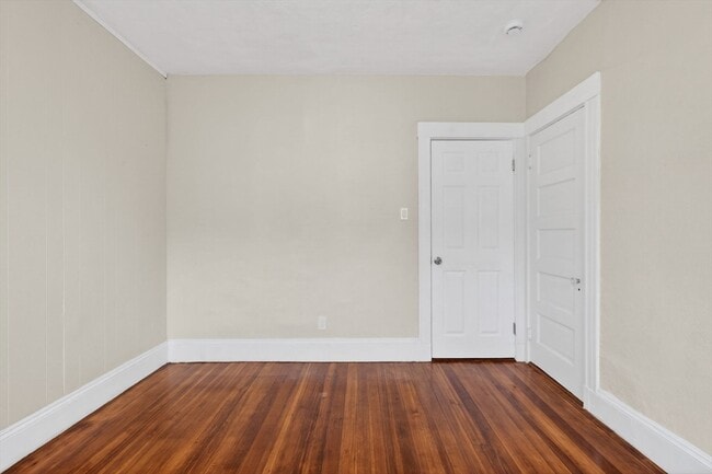 Building Photo - 64 Topliff St
