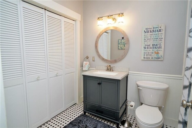 Building Photo - 426 Spring St