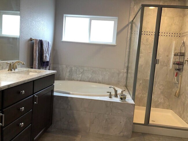 Building Photo - Charming 4 Bd, 2 Ba, Ranch Home in D-12 School District, close to Downtown, Trails and Ft. Carson