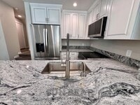 Building Photo - Beautiful 1 Bedroom!  Great Location!