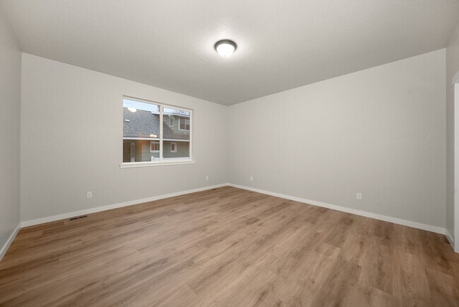 Building Photo - 3BR / 2BA New Construction Low Maintenance...