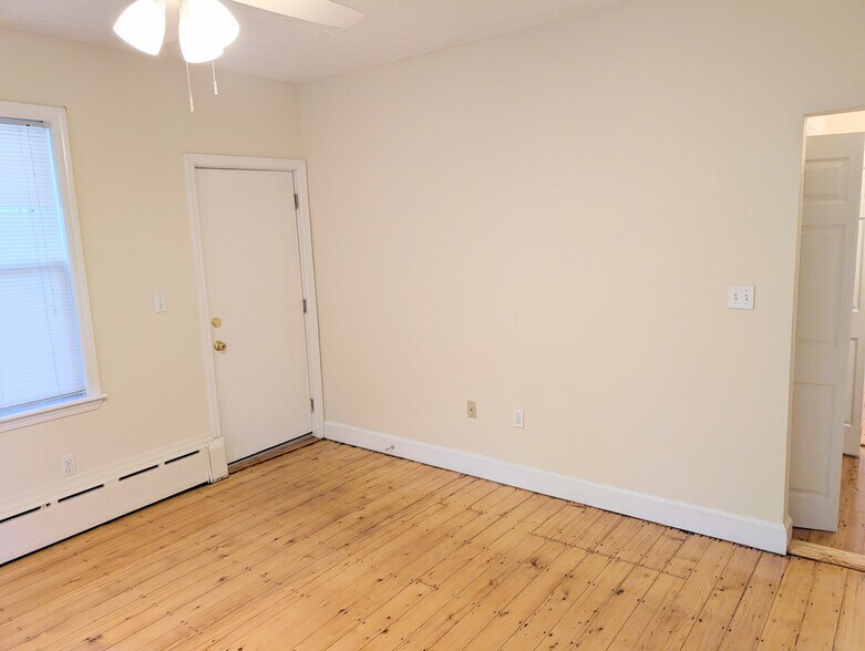 Building Photo - 29 Gorham St