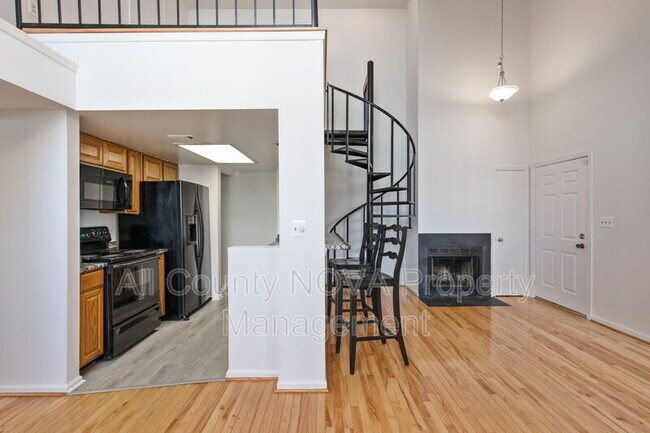 Building Photo - 14069 Vista Dr