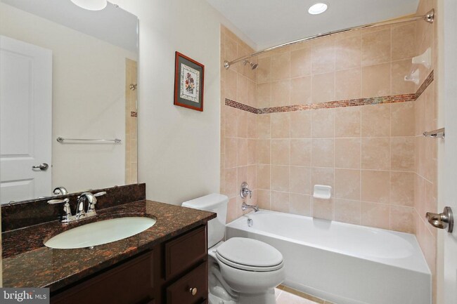 Building Photo - 7200 Dorchester Woods Ln