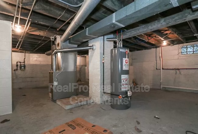 Building Photo - 6808 Worley Ave