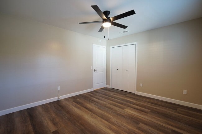 Building Photo - Beautiful Yucaipa Home with Private Garage