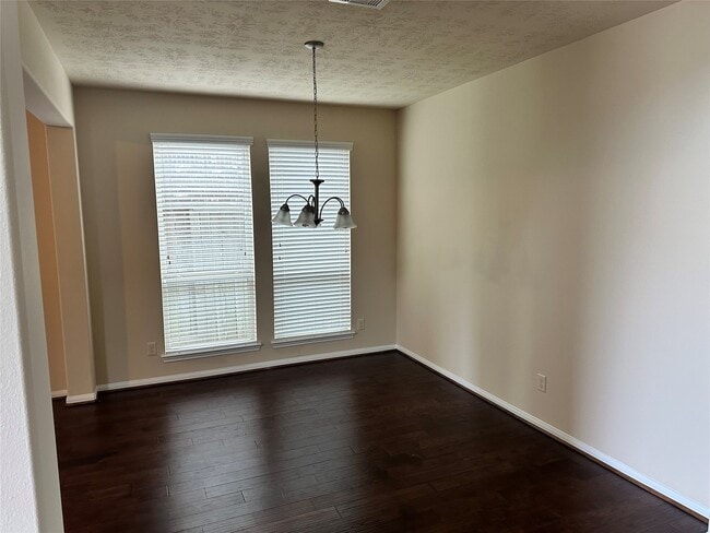 Building Photo - 3638 Aldridge Dr