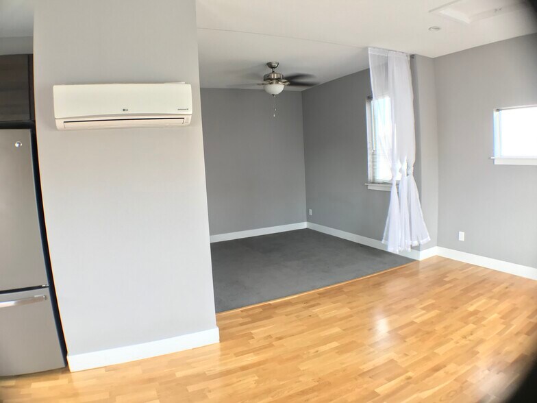 Building Photo - 2803 W 52nd Ave