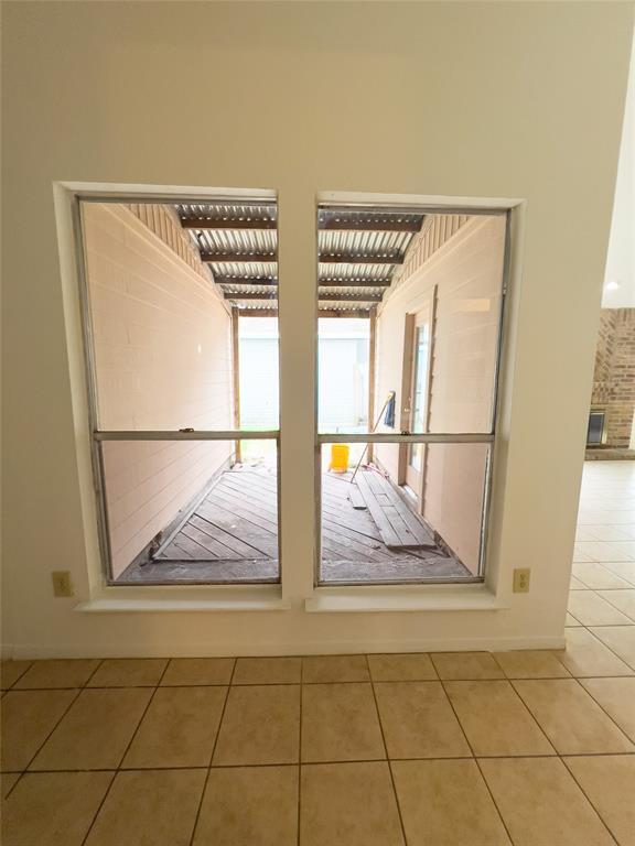 Building Photo - 2827 Waypark Dr