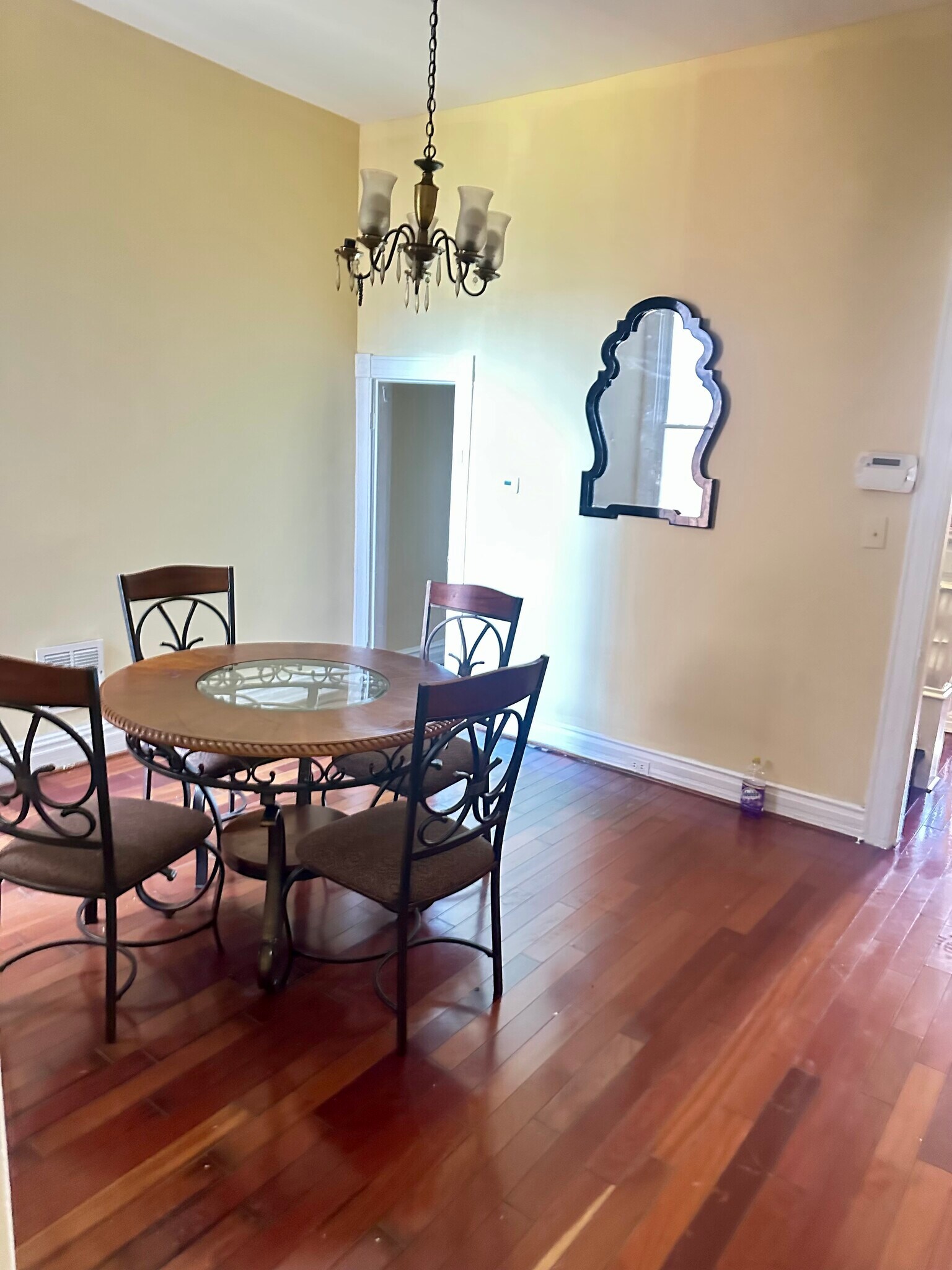 Building Photo - 2309 Avalon Ave