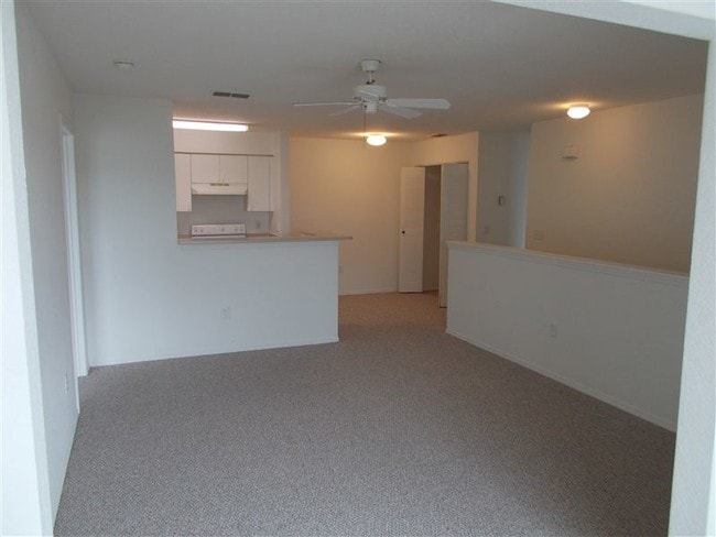 Building Photo - 2285 County Rd 220