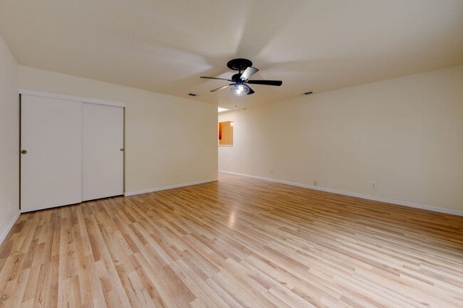 Building Photo - 5113 Sitton Way