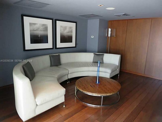 Building Photo - 325 S Biscayne Blvd