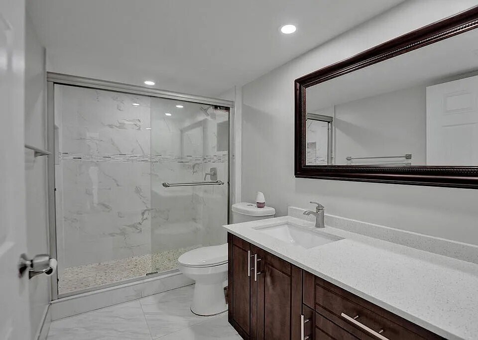 Building Photo - 1512 Whitehall Dr