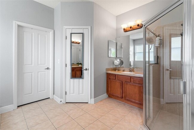 Building Photo - 2330 Nesslewood Dr