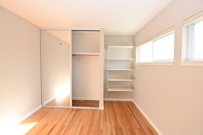 Building Photo - Updated Sunnyvale Beauty, 3/2 with AC