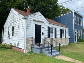 Building Photo - 2 bedroom House in the Randolph Community