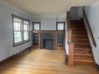 Building Photo - 3228 Fontenelle Blvd