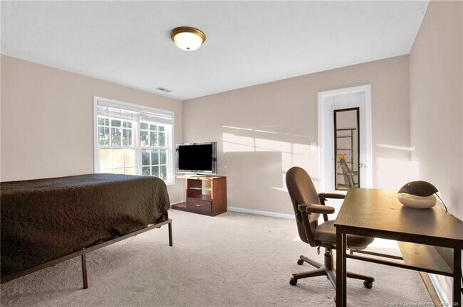 Building Photo - 5650 Murphy Rd