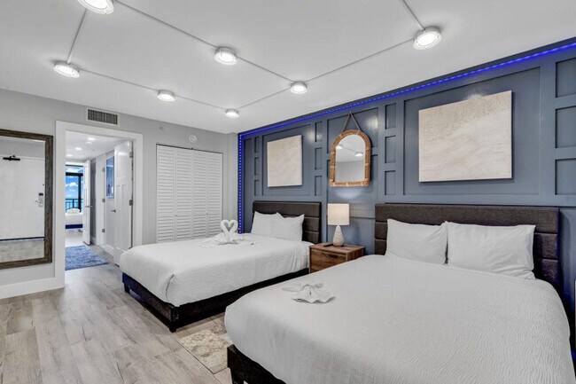 Building Photo - 2004 N Ocean Blvd