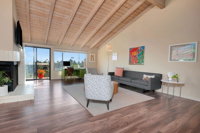 Building Photo - 2559 Caminito Muirfield