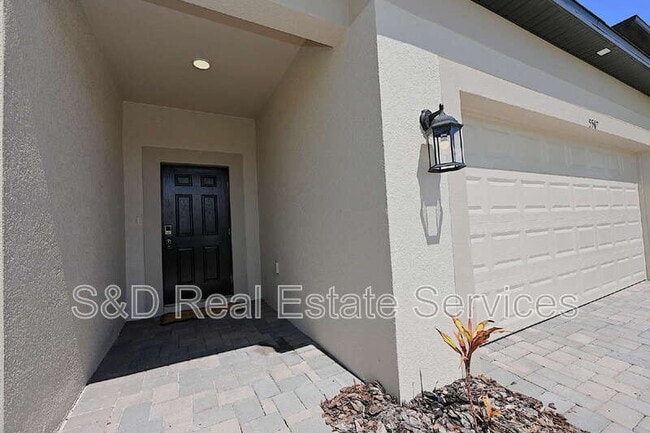 Building Photo - 5507 Freesia Dr