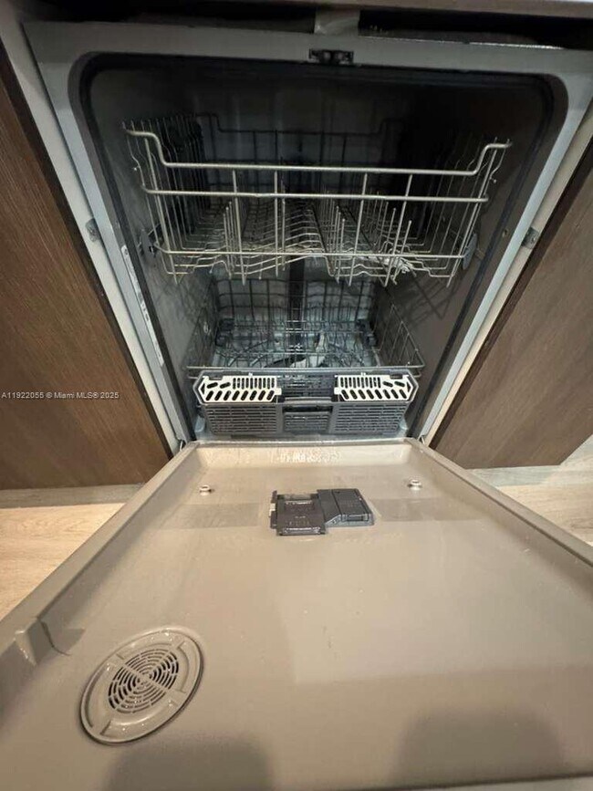 Building Photo - 10473 NW 82nd St