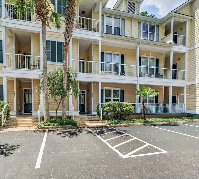 Building Photo - Modern Comfort in the Heart of Johns Island