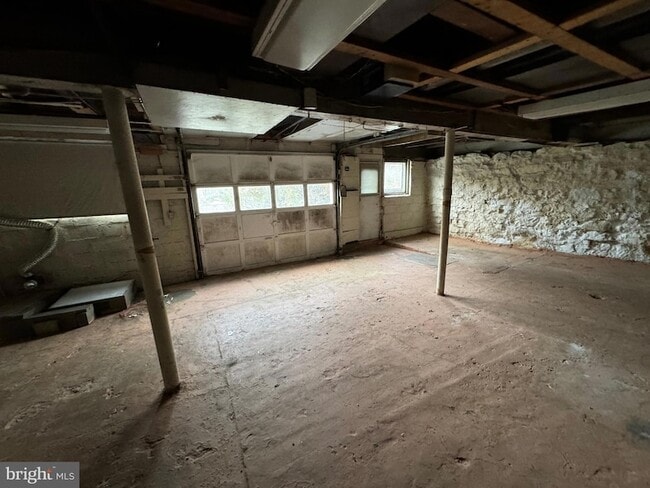 Building Photo - 43 High St