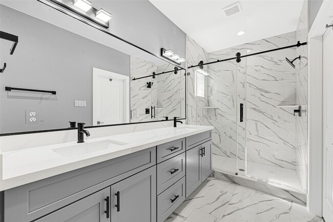 Building Photo - 3108 Arlington St