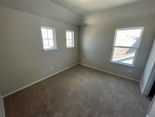 Building Photo - 176 Heather Glen Way