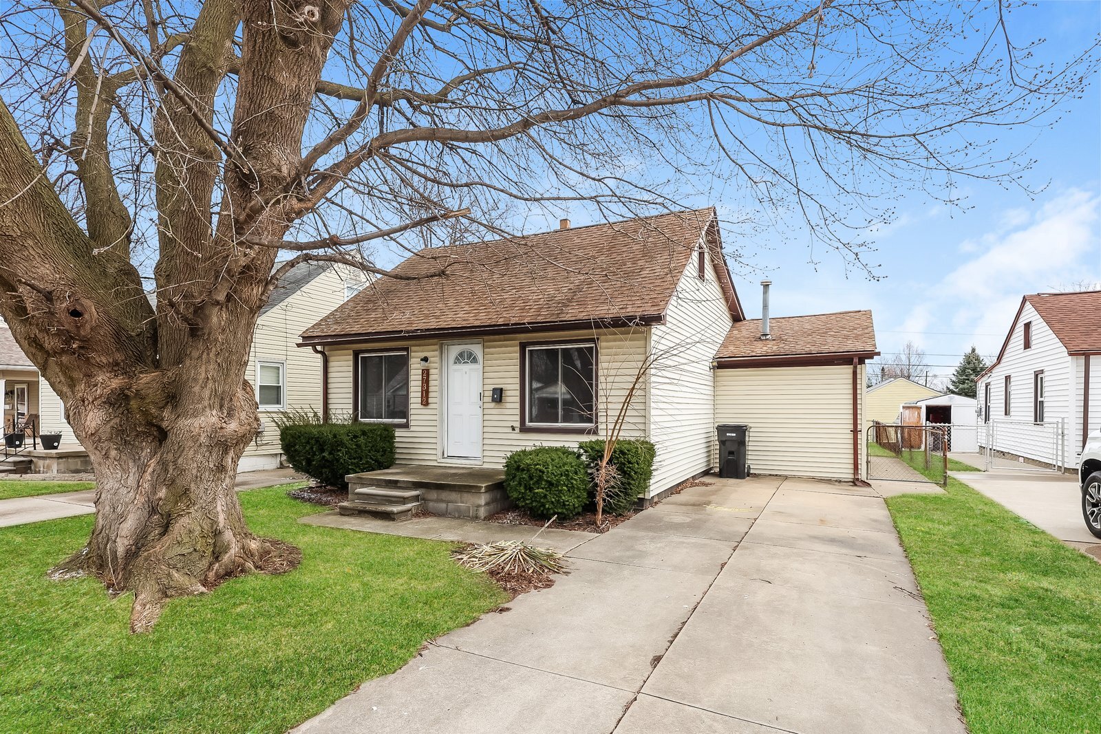 Building Photo - 27312 Ridgewood St