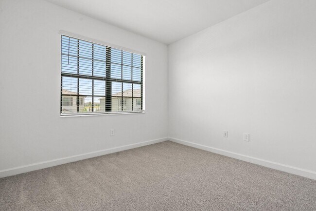 Building Photo - 14156 Gardeners Wy