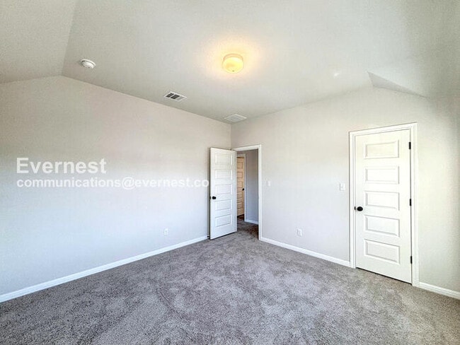 Building Photo - 102 Santo Spirit Road