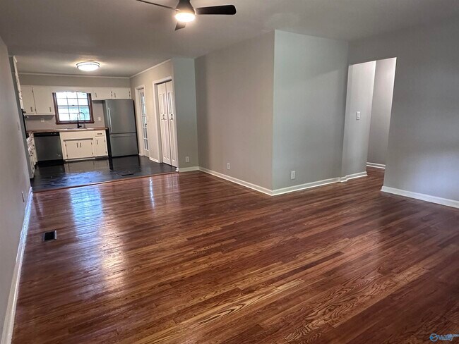 Building Photo - 4627 Daugette Dr NW