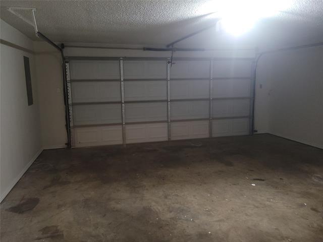 Building Photo - 331 Dogwood Dr