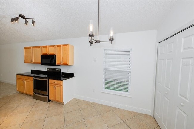 Building Photo - 16686 Corner Cove Way