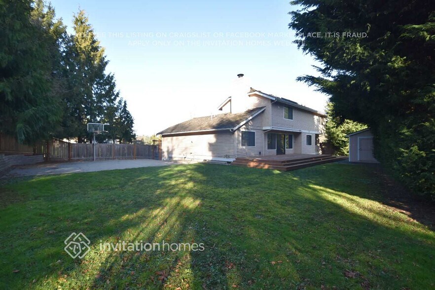 Building Photo - 2350 215th Pl SW