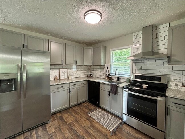 Building Photo - 61 W Rocky St