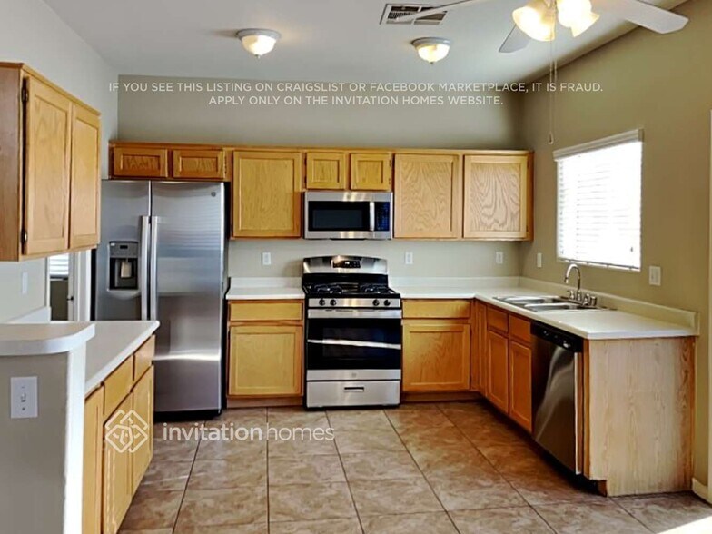 Building Photo - 7941 Turtle Island Ct