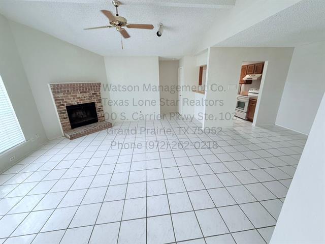 Building Photo - 3015 Oak Ridge Pl