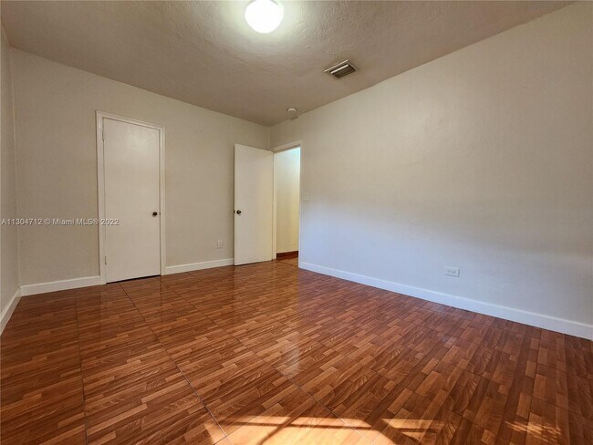 Building Photo - 8295 NE 3rd Ave  1 Miami Fl 33138