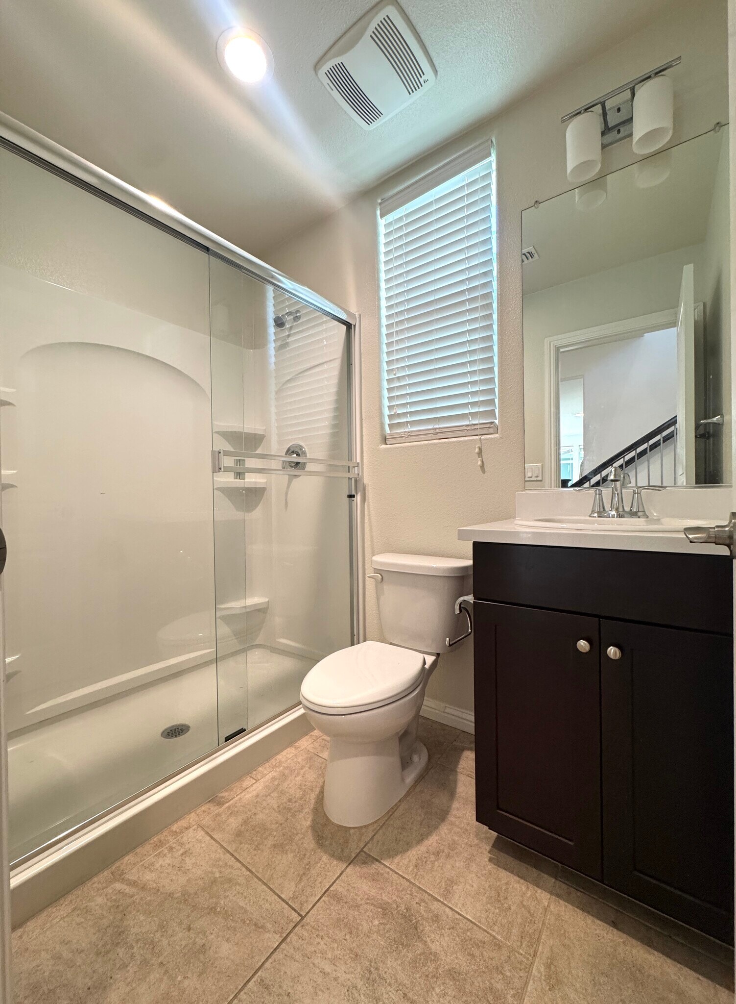 Building Photo - 2616 Admiral Cir