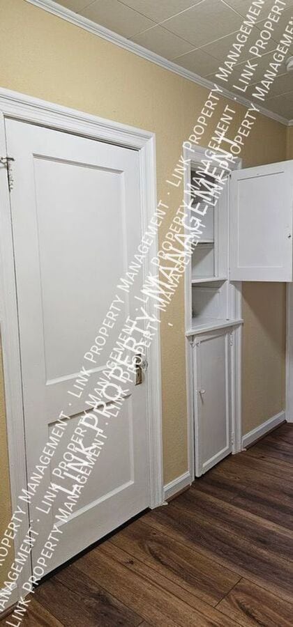 Building Photo - 129 N Moore Rd